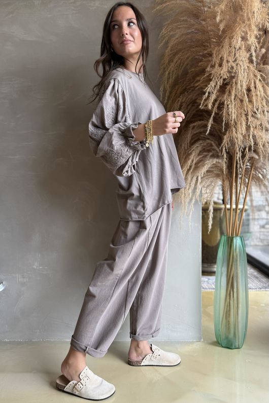 Atik Batwing Top Mocha - p